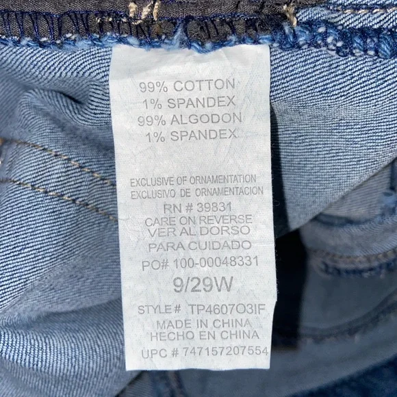 Jolt Ladies Ruffled Bottom Zip Jr Jean Shorts Jr Sz 9 Available New w tags - Picture 12 of 13